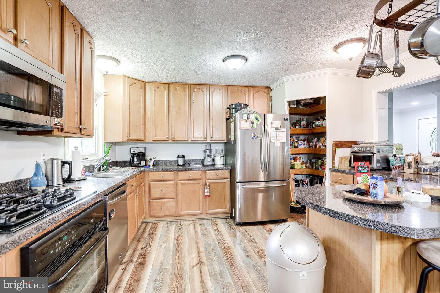 9768 Daniel COURT