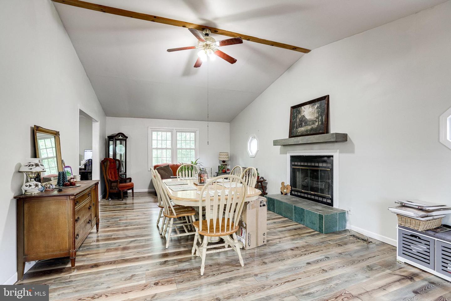 9768 Daniel COURT