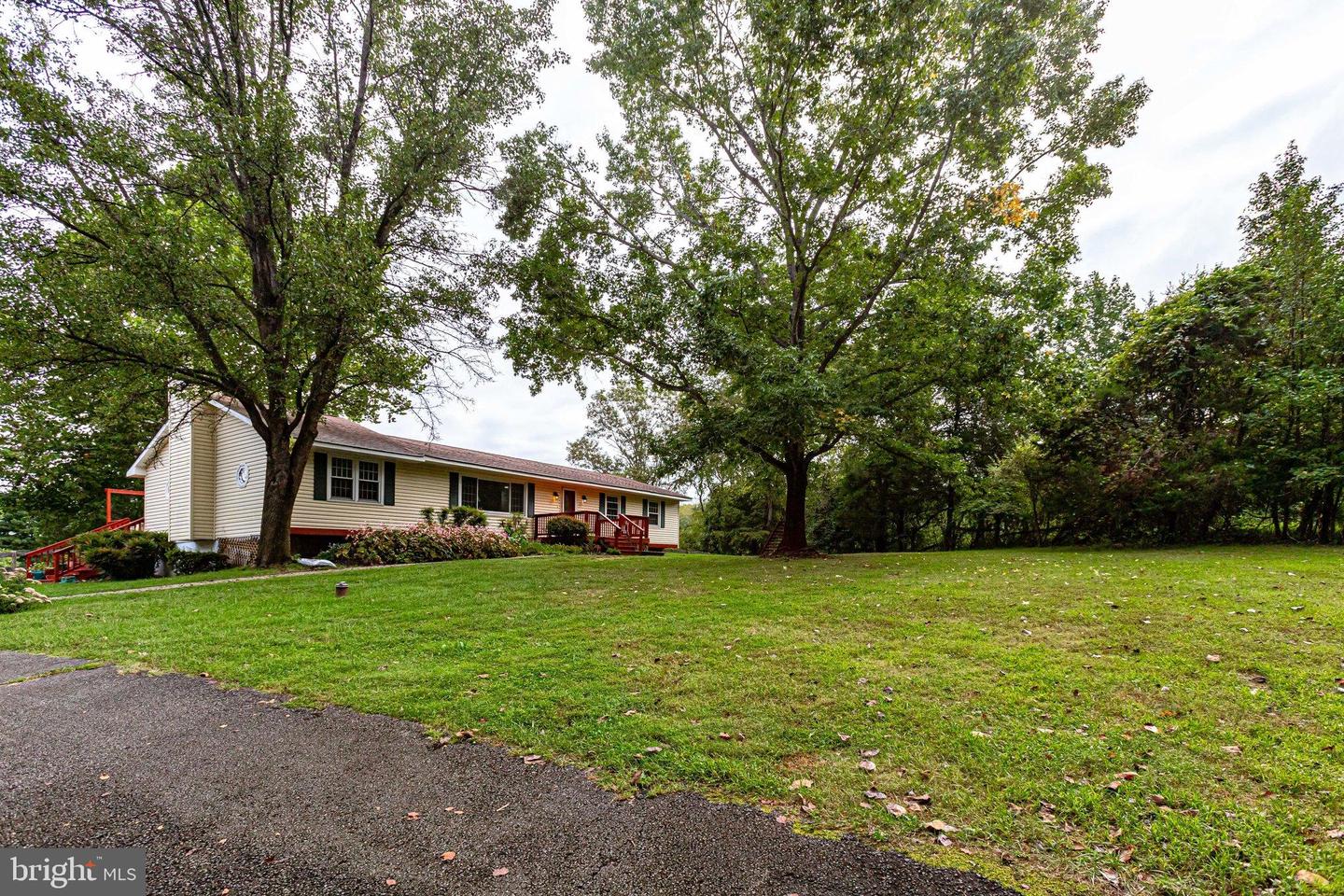 9768 Daniel COURT