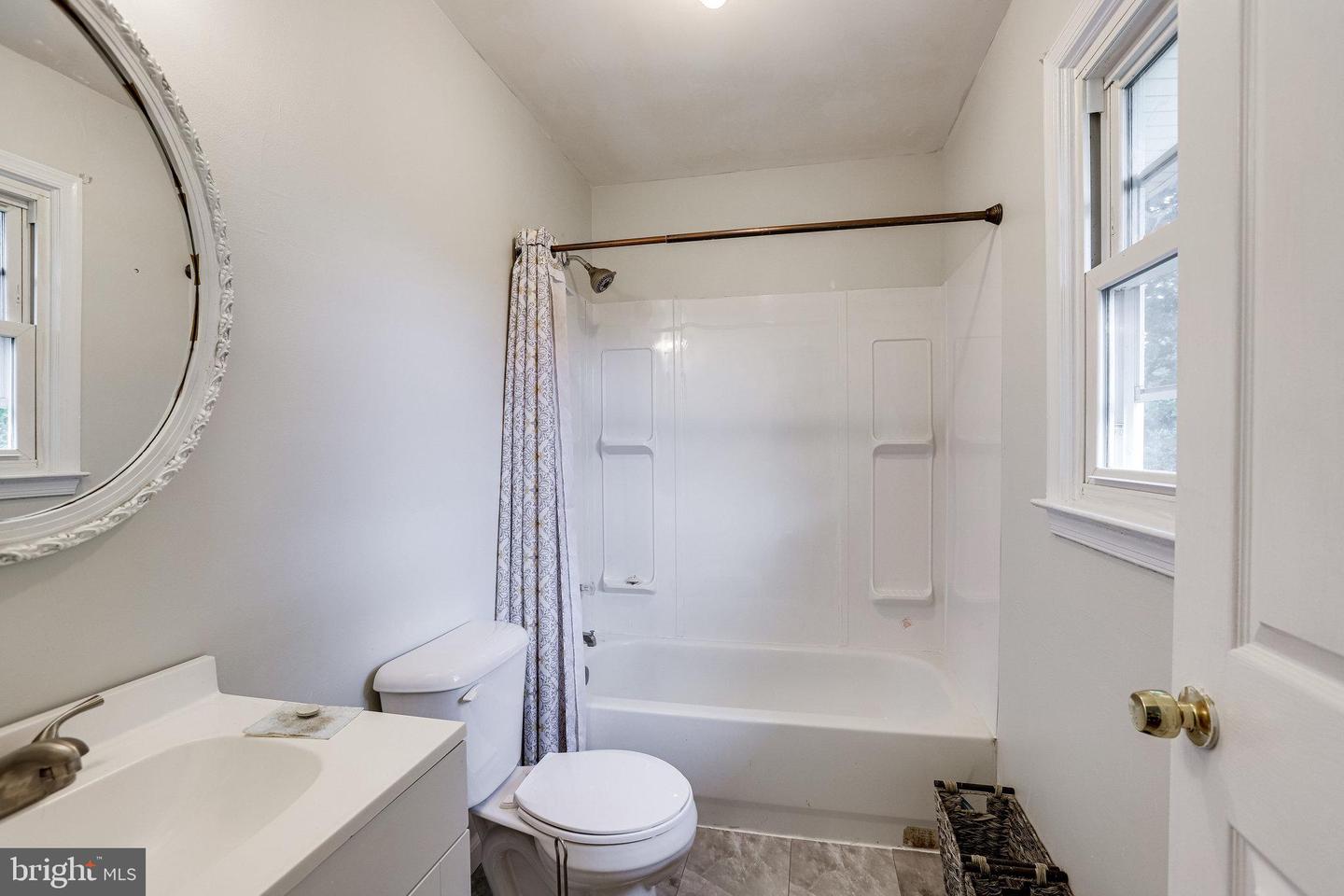9768 Daniel COURT