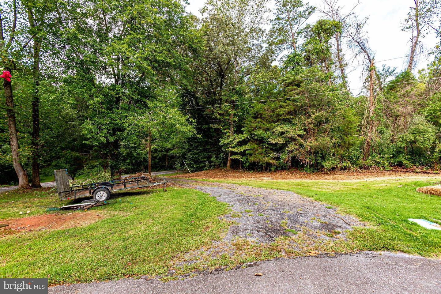 9768 Daniel COURT