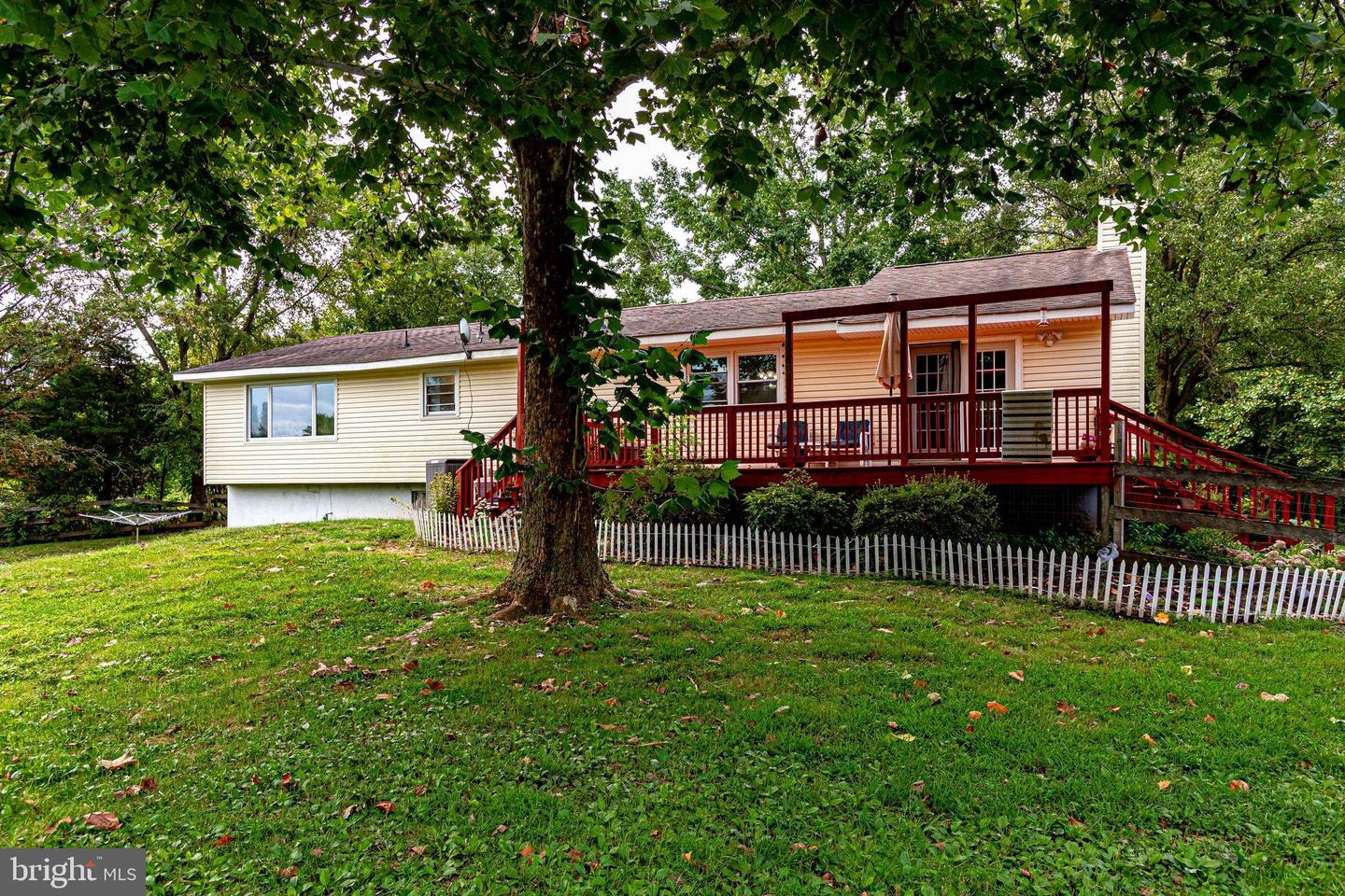 9768 Daniel COURT
