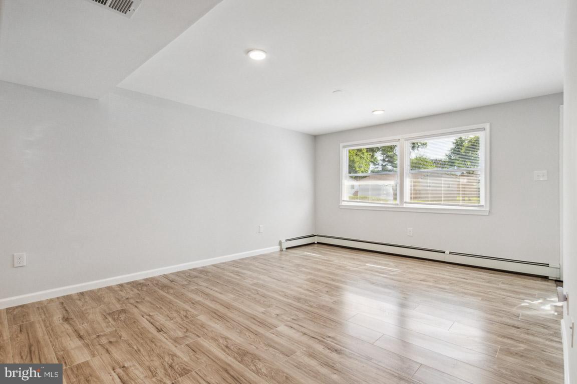 13726 Greenbriar DRIVE