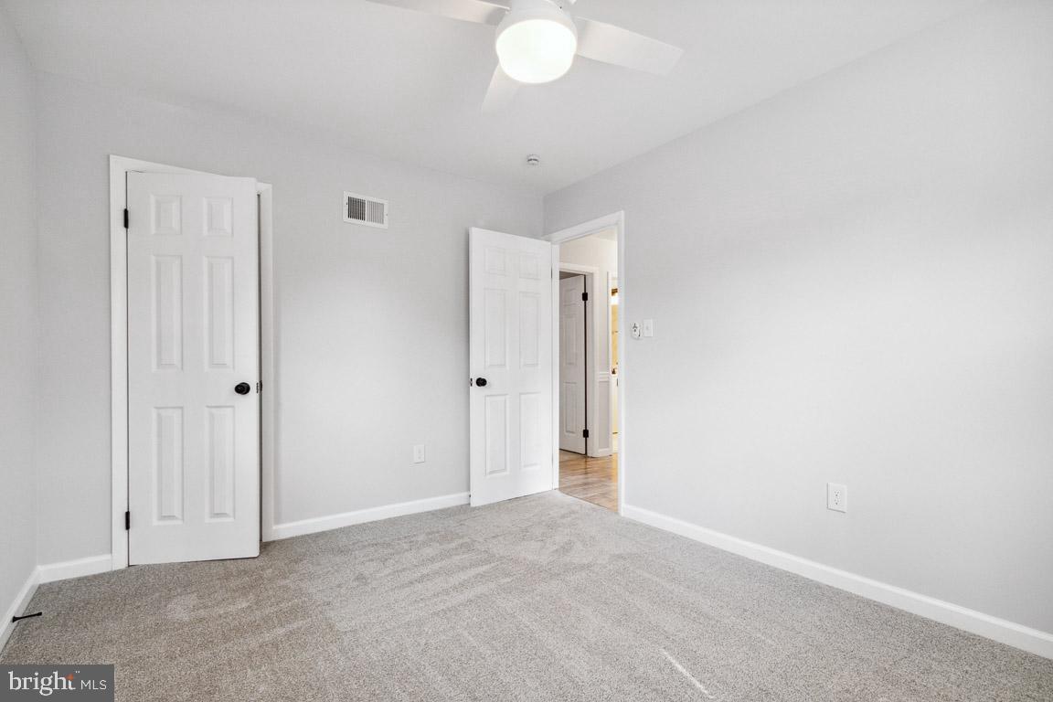 13726 Greenbriar DRIVE