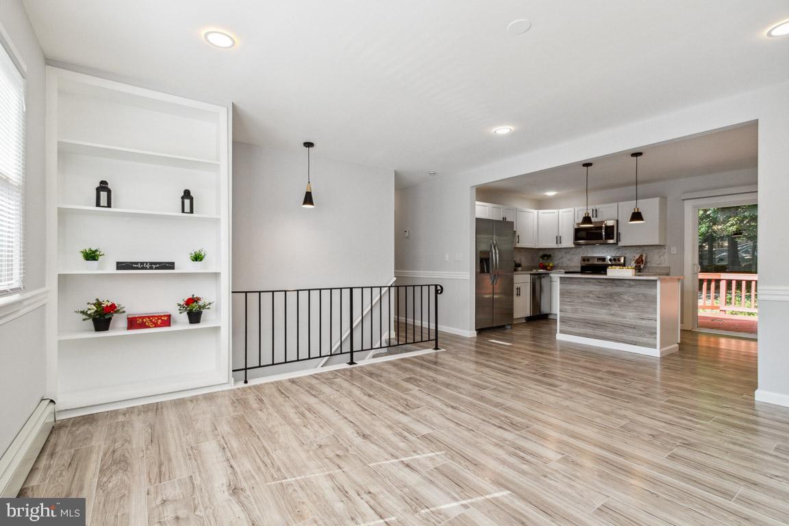 13726 Greenbriar DRIVE