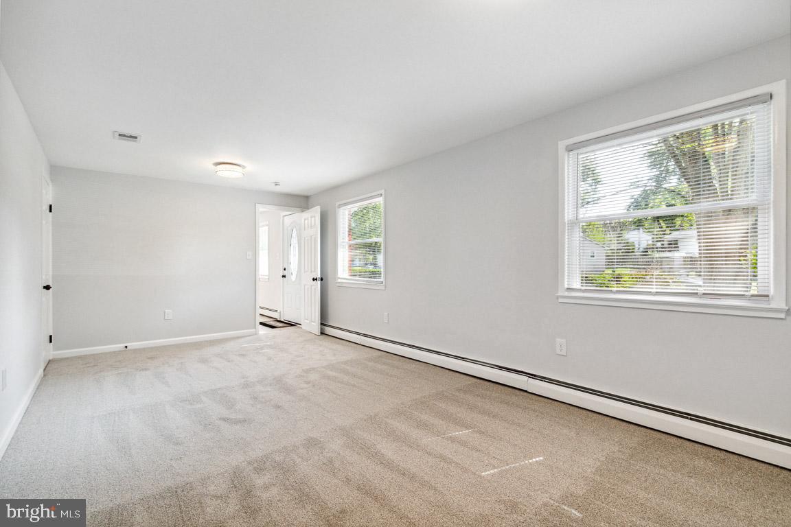 13726 Greenbriar DRIVE