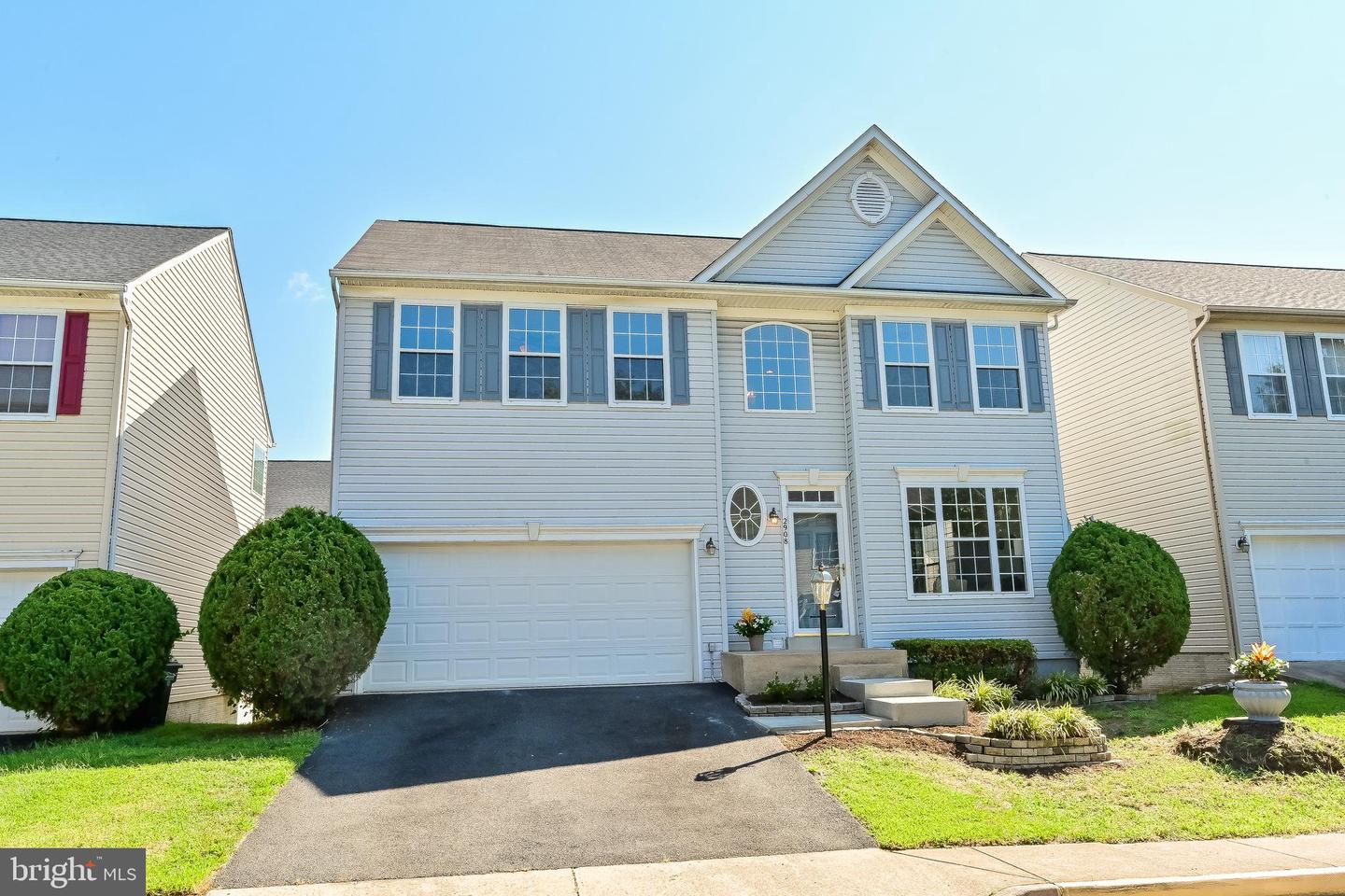 2908 Markhams Grant DRIVE