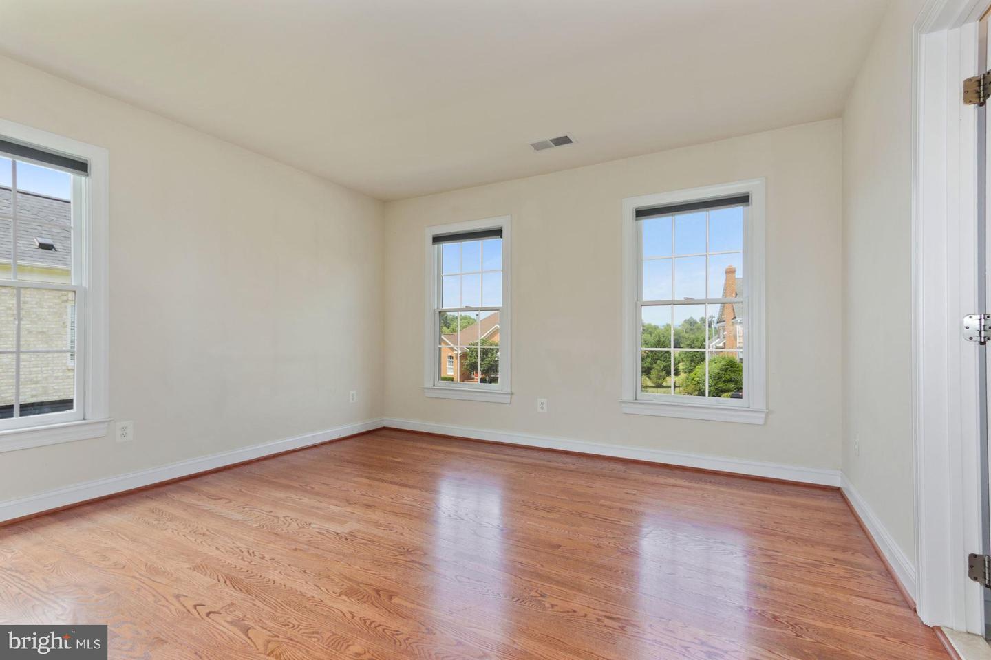 8409 Link Hills LOOP