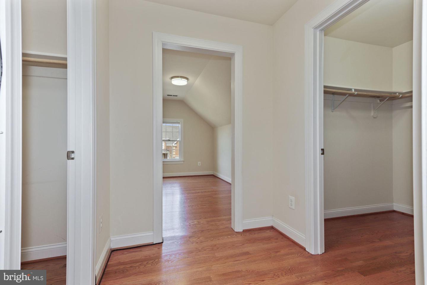 8409 Link Hills LOOP