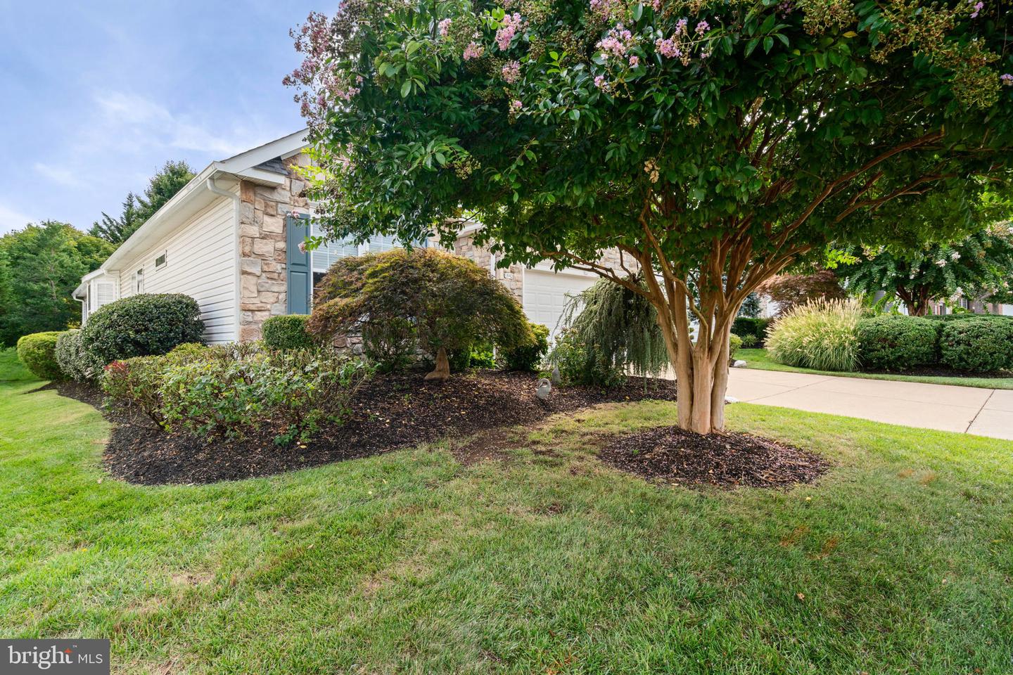 3940 Solstice LANE