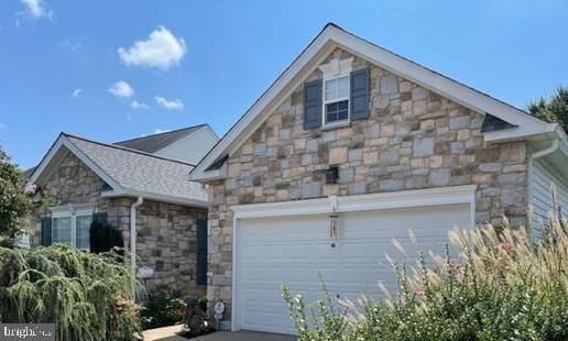 3940 Solstice LANE