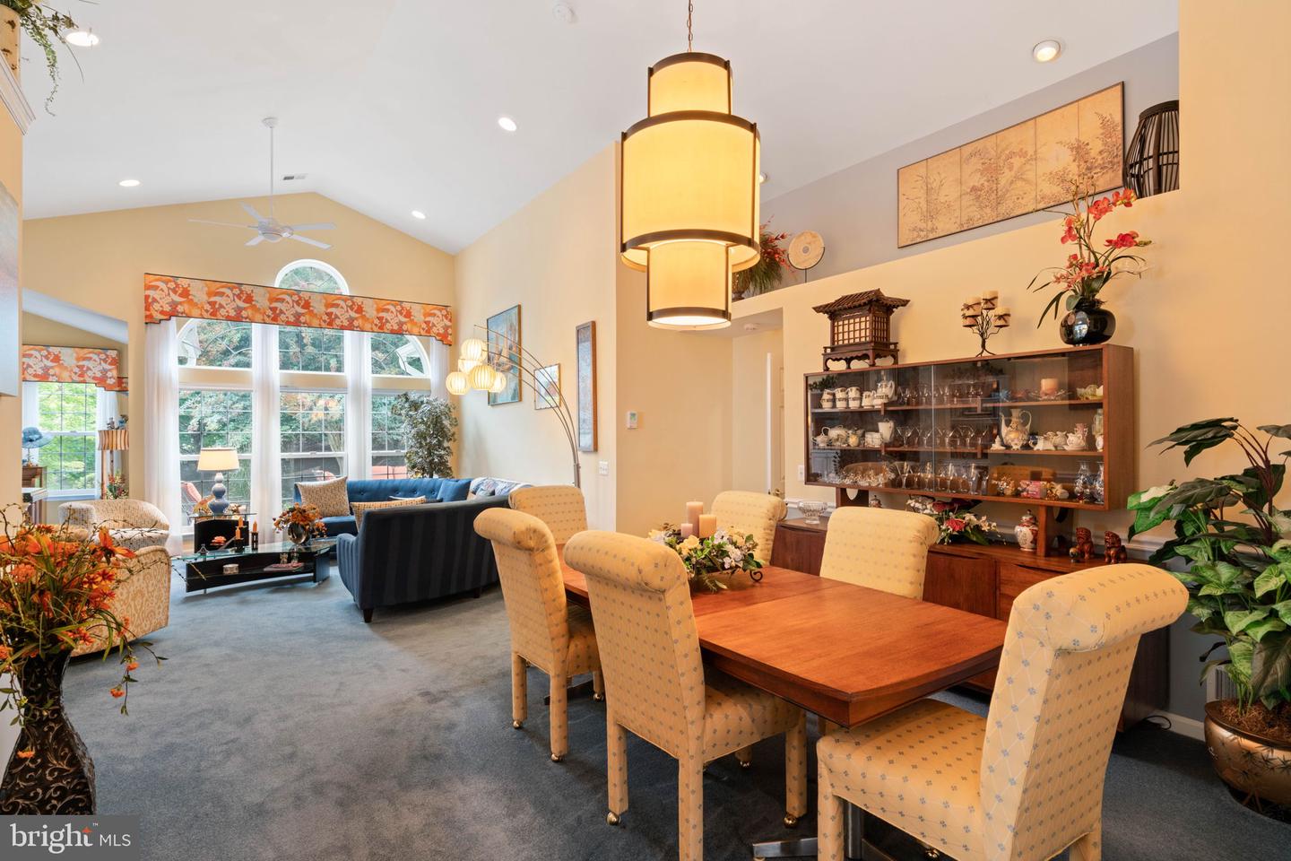 3940 Solstice LANE