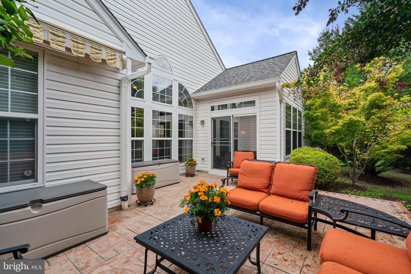 3940 Solstice LANE