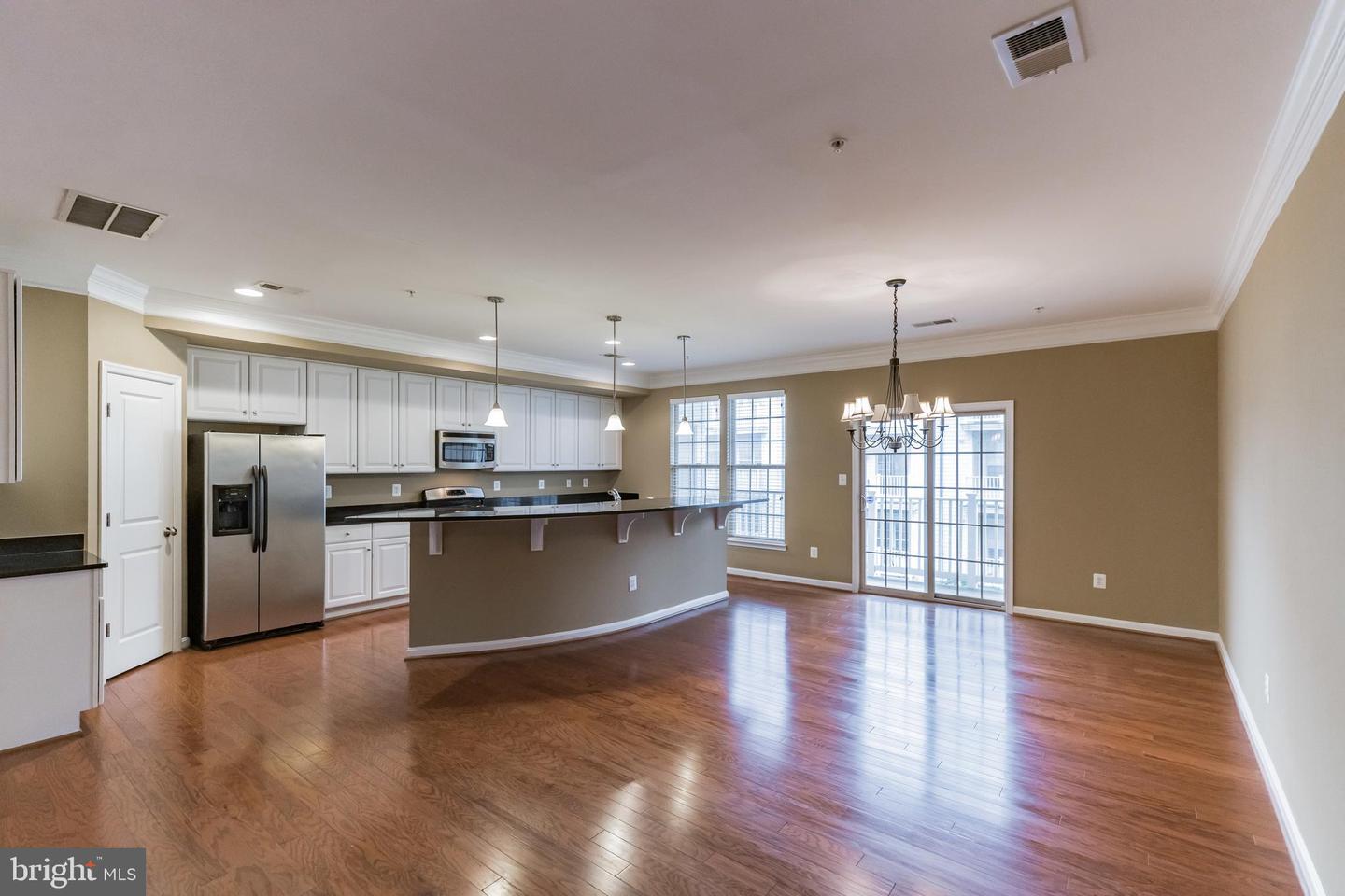7969 Crescent Park DRIVE