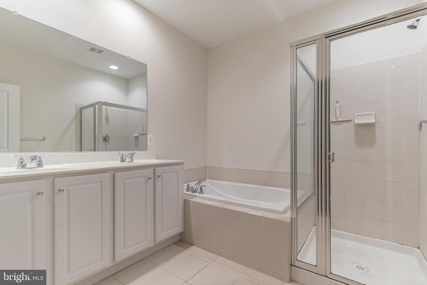 7969 Crescent Park DRIVE