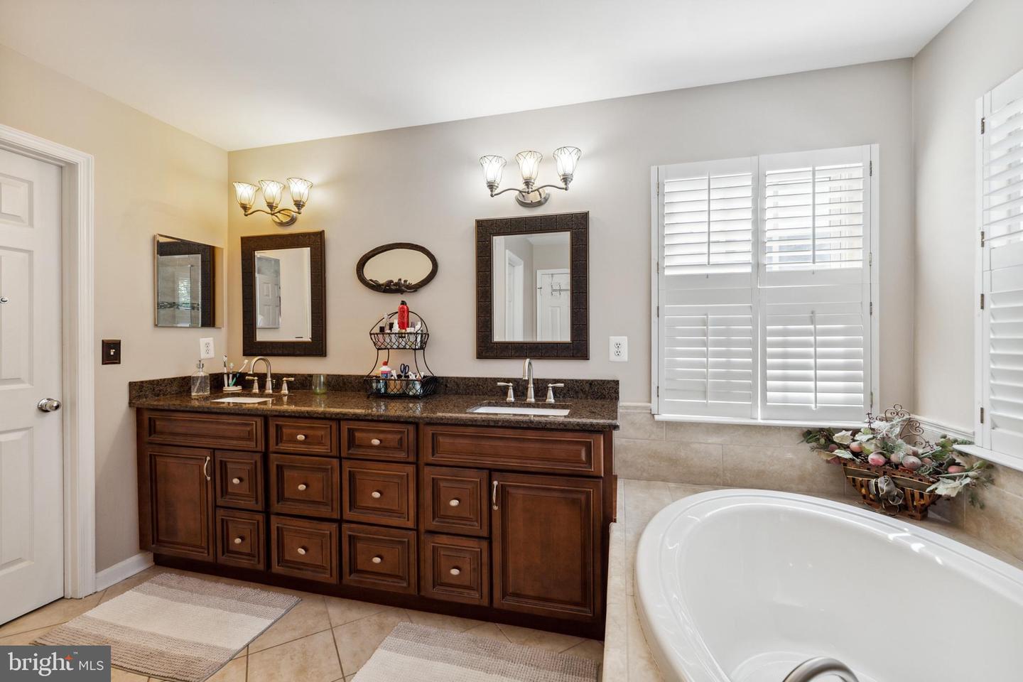 14639 Celeste COURT