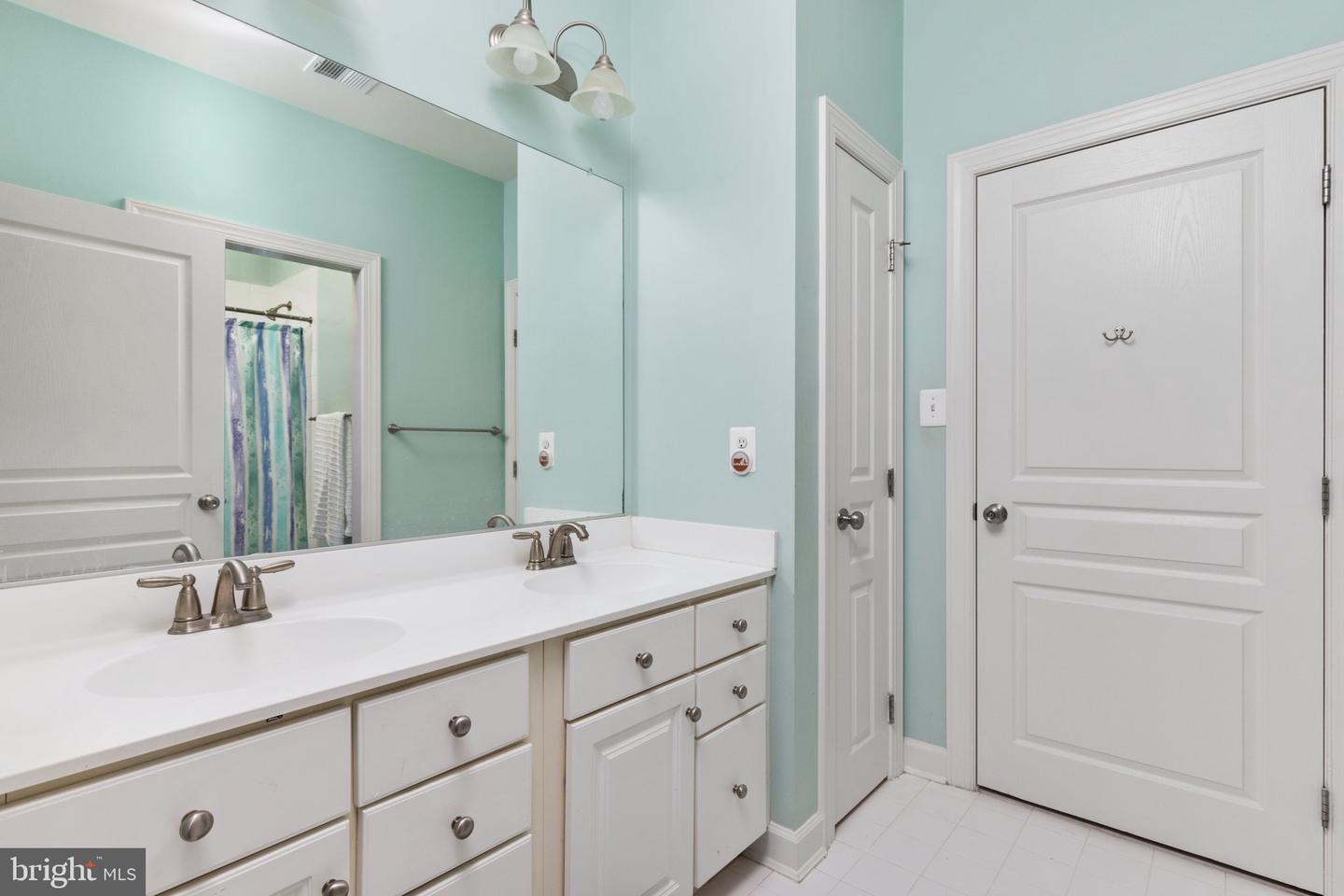 8802 Comfort COURT