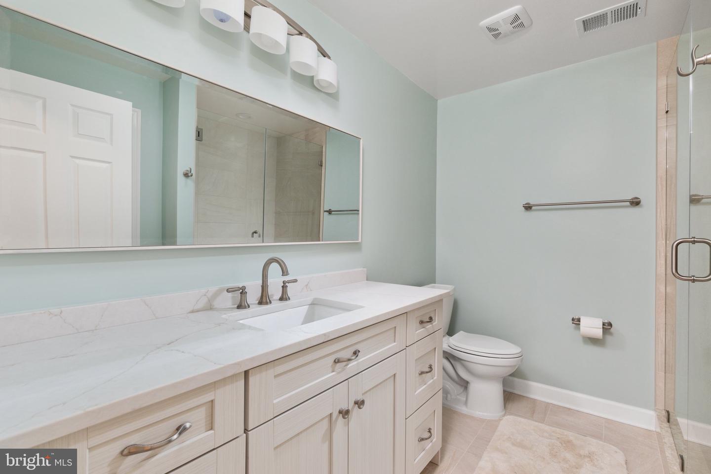 8802 Comfort COURT