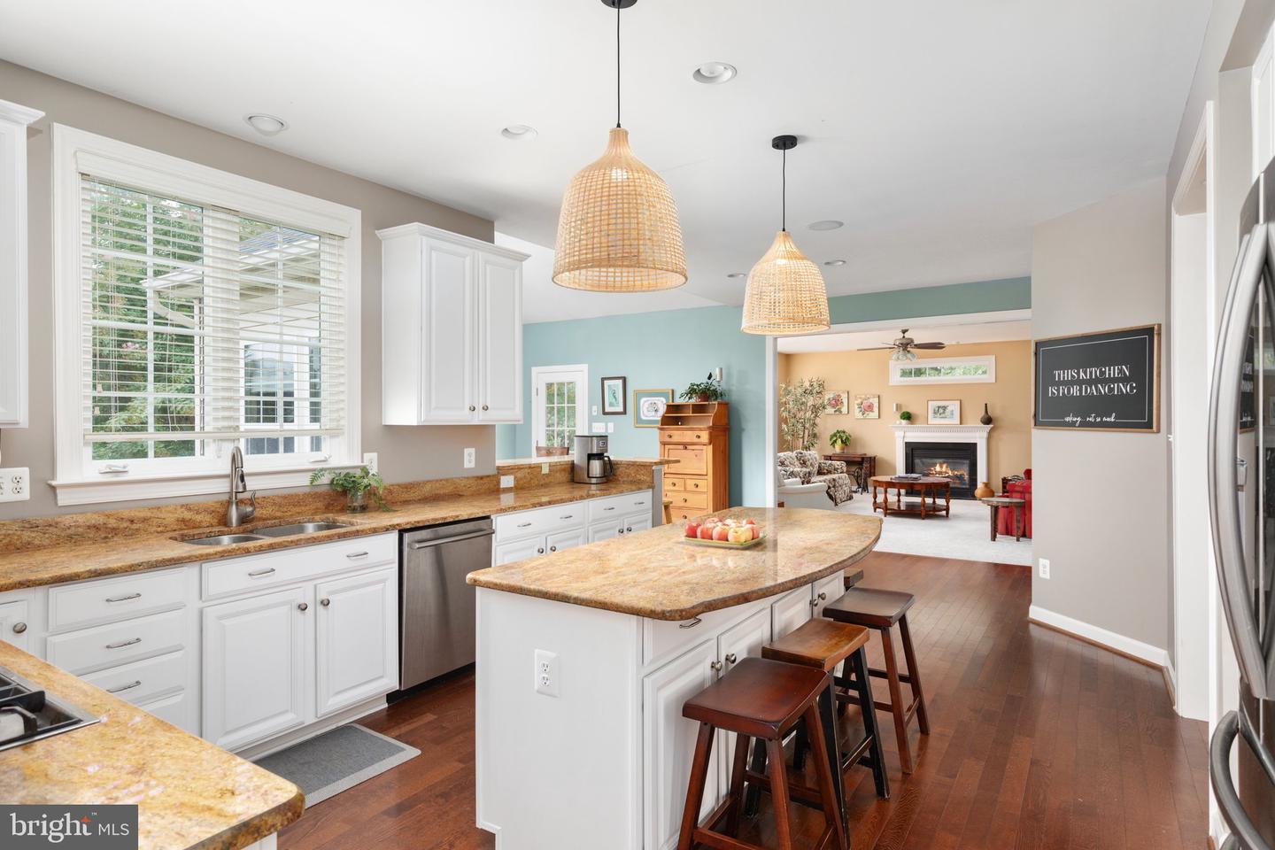 8802 Comfort COURT