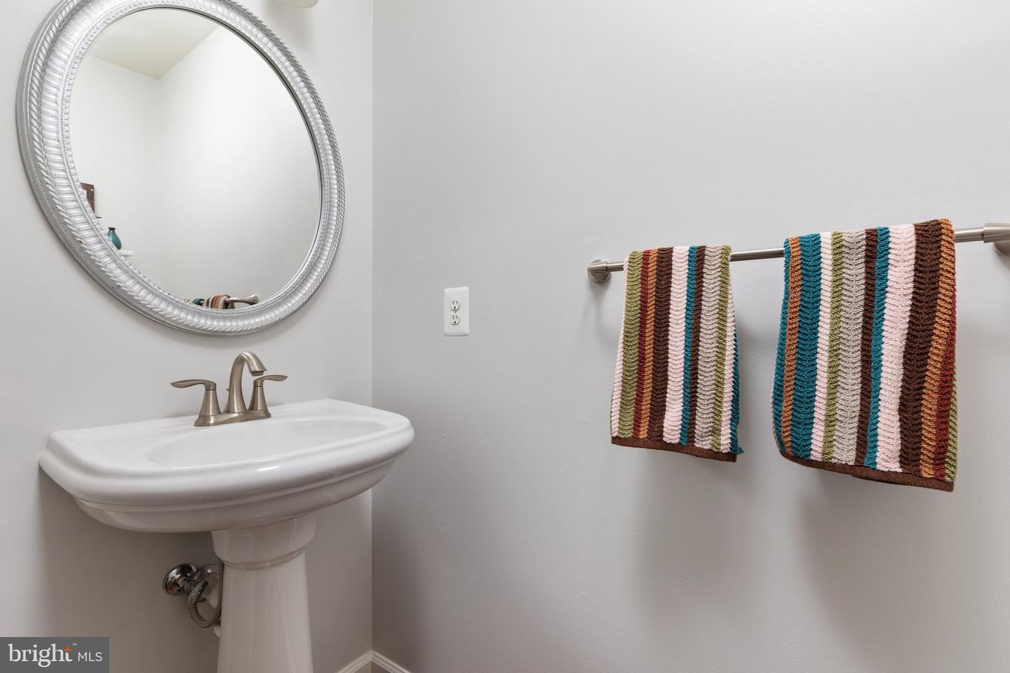 8802 Comfort COURT