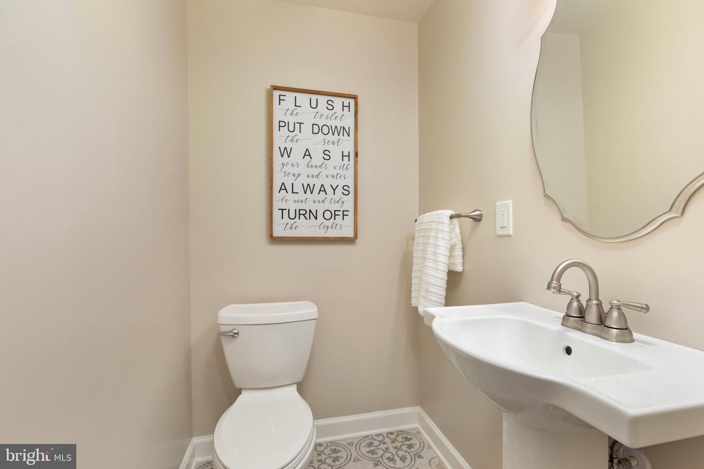 8802 Comfort COURT