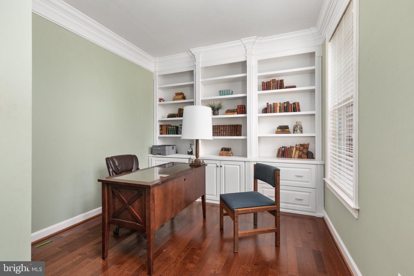 8802 Comfort COURT