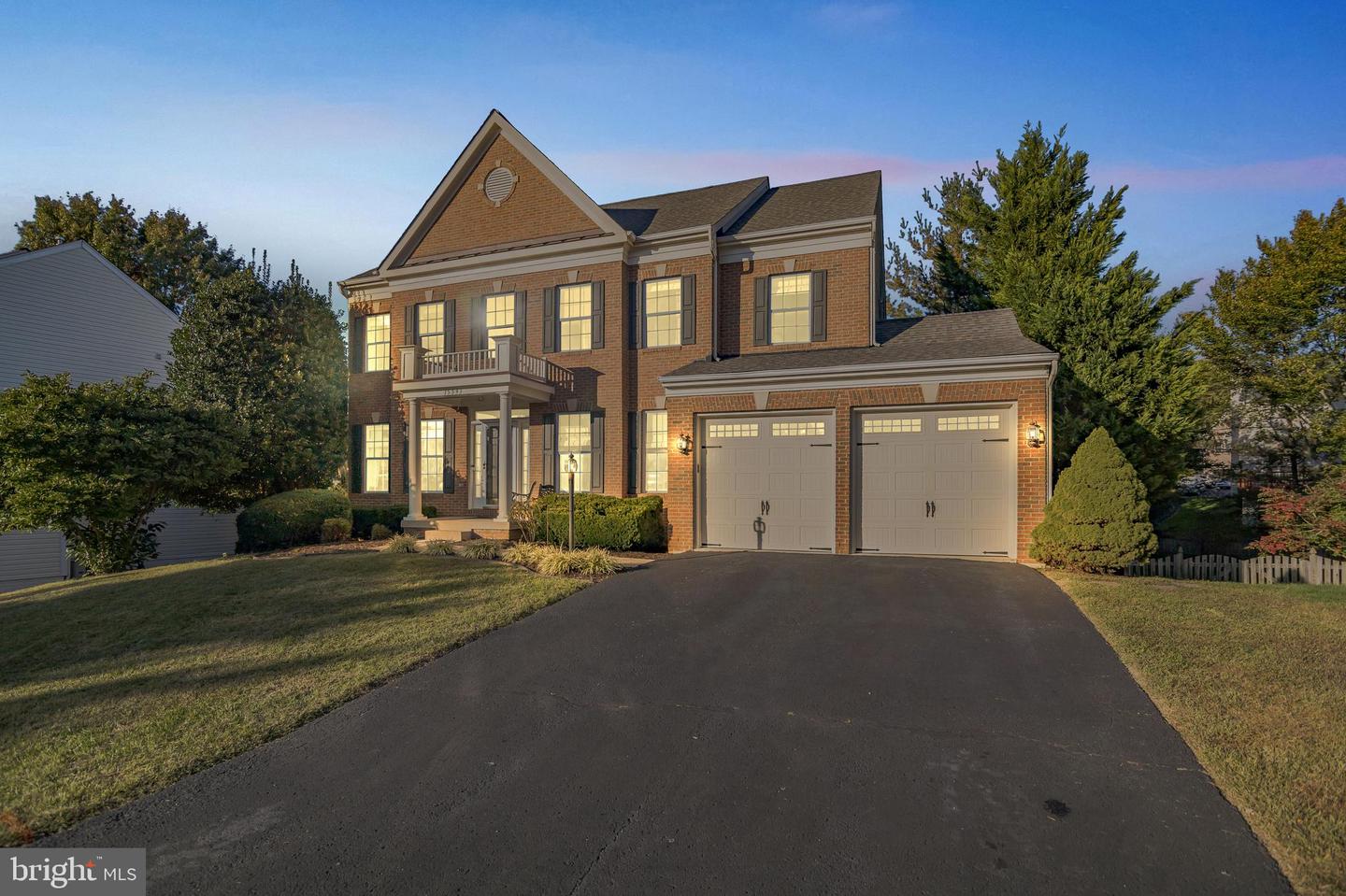 15593 Dryden WAY