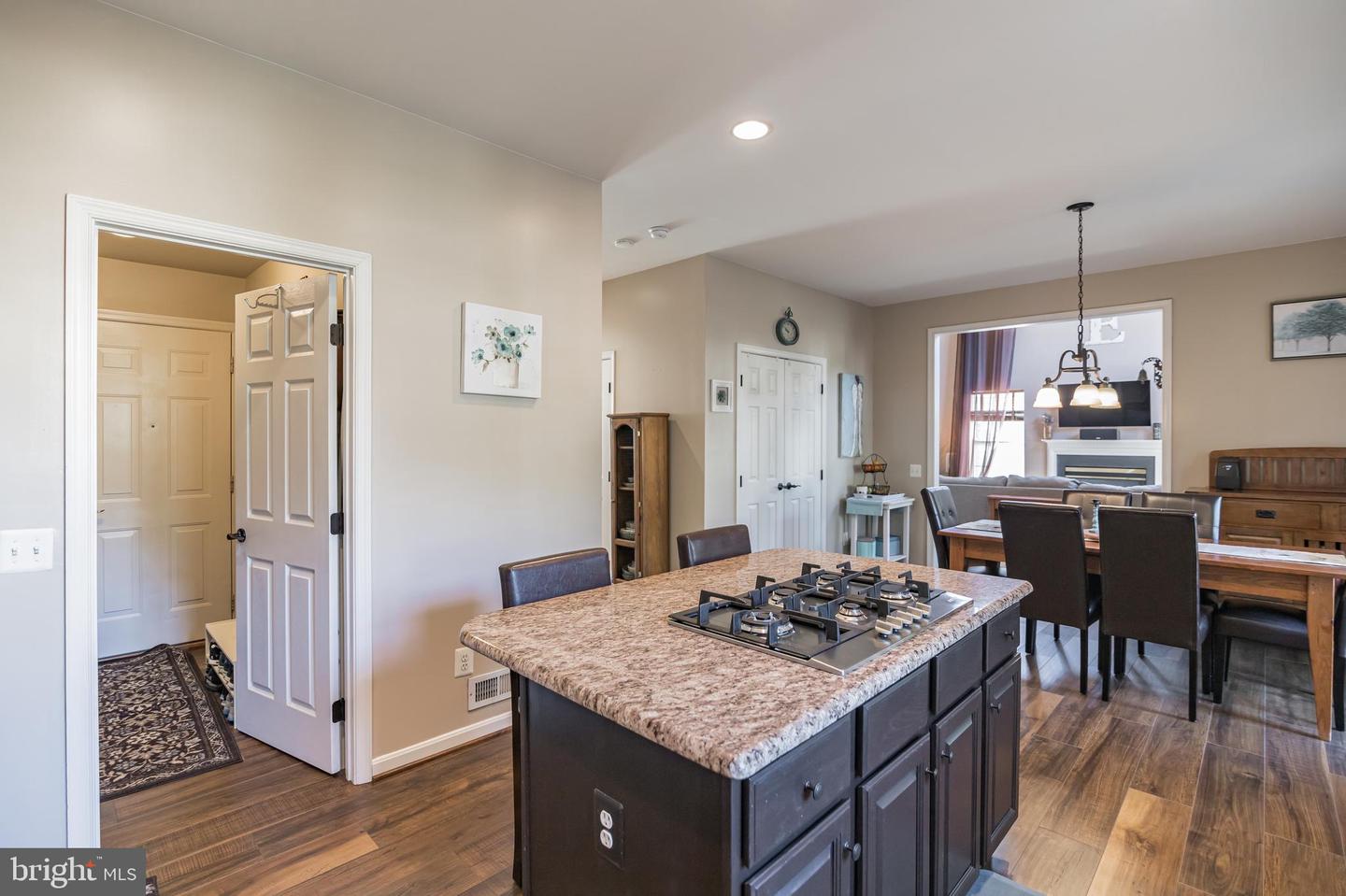 15593 Dryden WAY