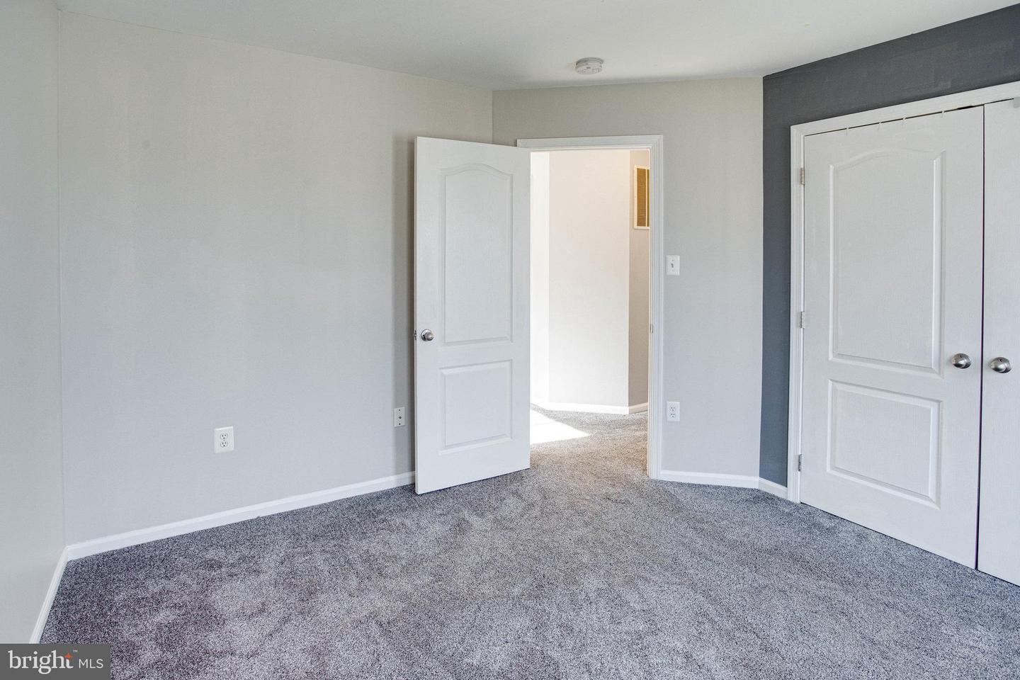 5122 Higgins DRIVE