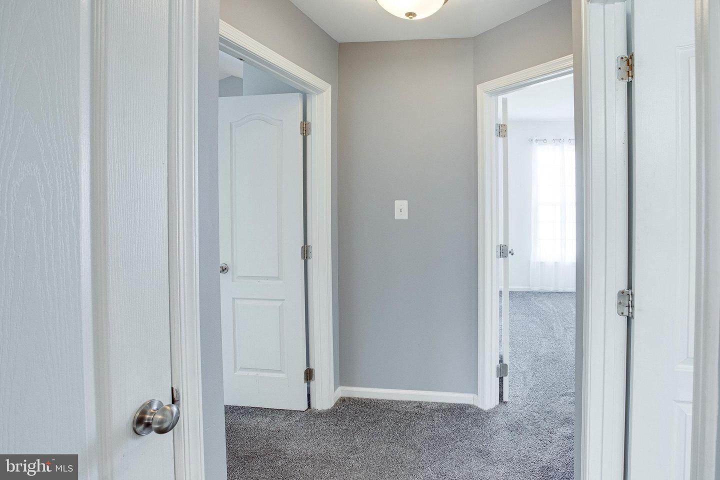 5122 Higgins DRIVE