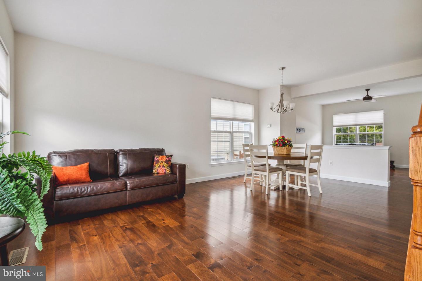 3380 Mystic COURT