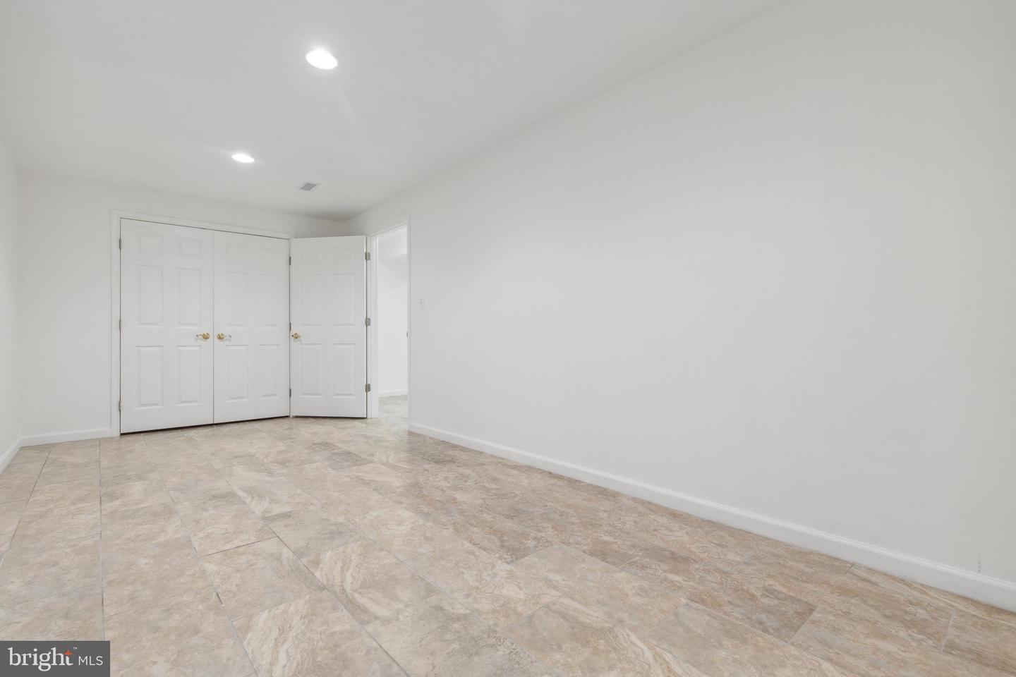 13177 Oak Farm DRIVE