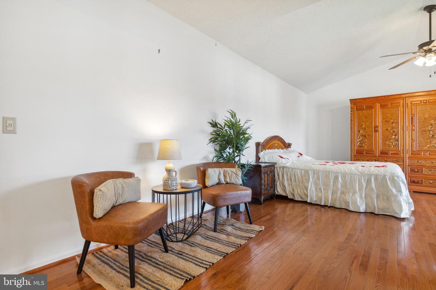 13177 Oak Farm DRIVE
