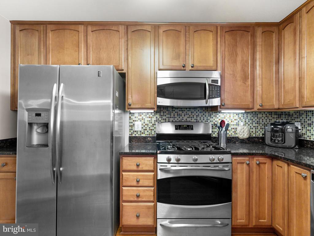 2825 Chinkapin Oak LANE Unit: 225
