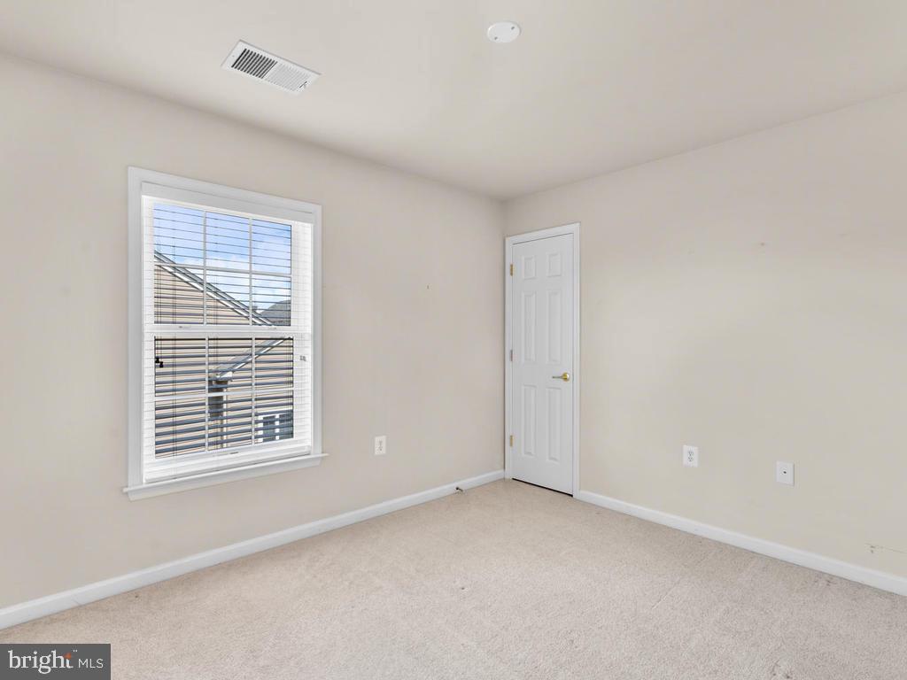 2825 Chinkapin Oak LANE Unit: 225