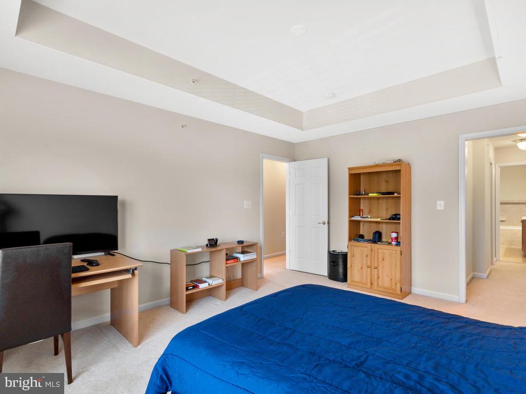 2825 Chinkapin Oak LANE Unit: 225