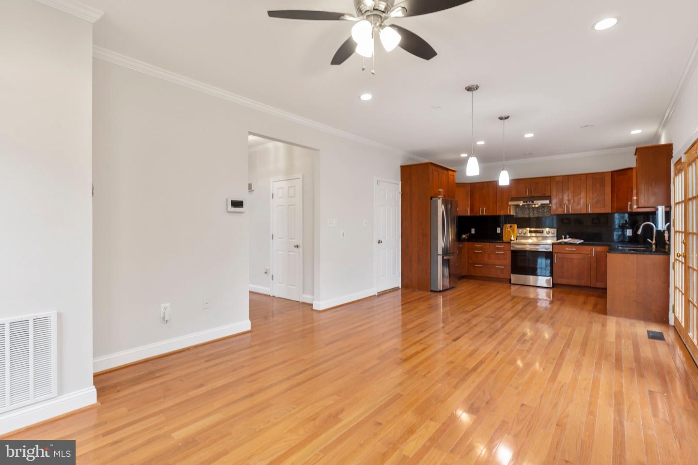 5560 Hobsons Choice LOOP