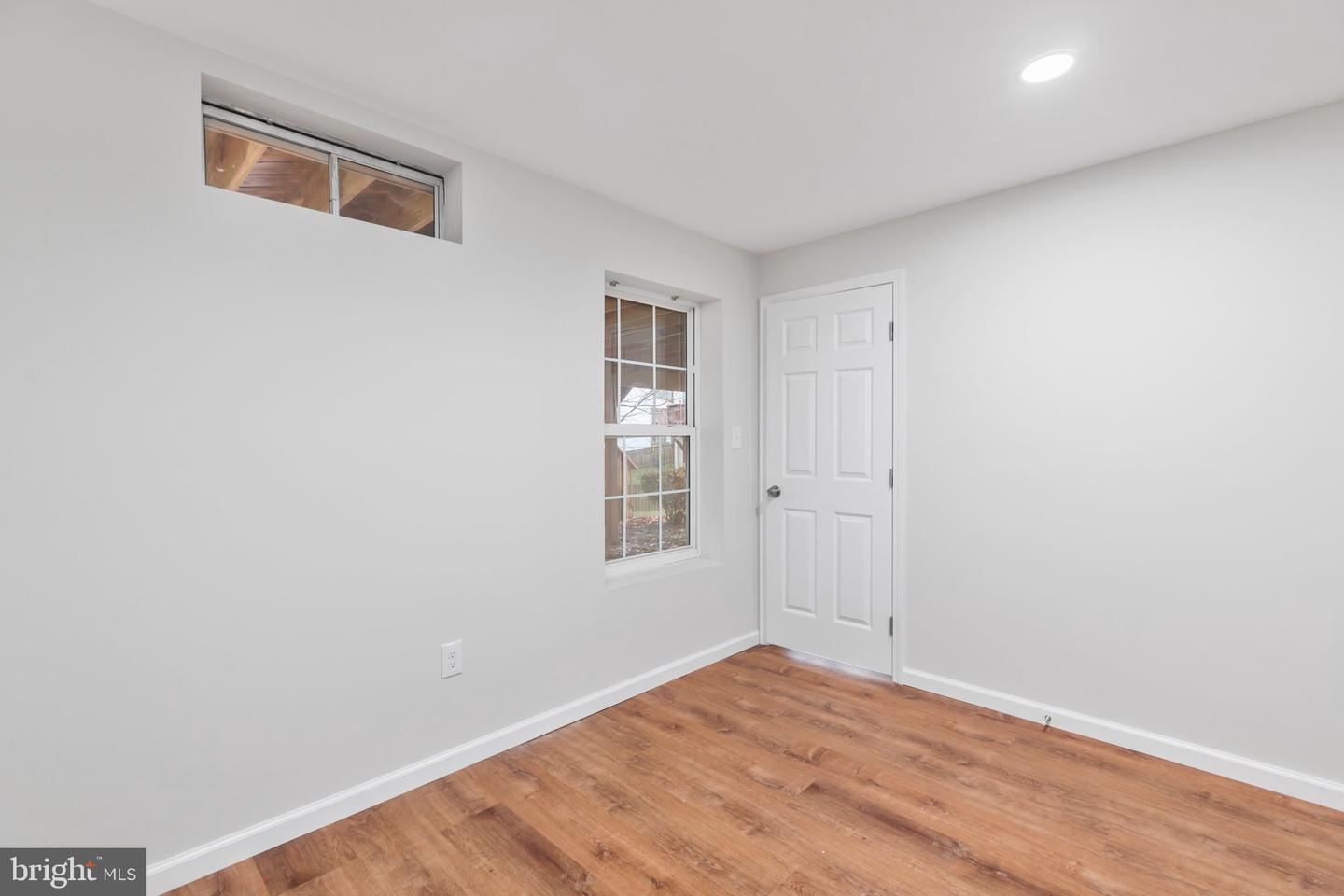5560 Hobsons Choice LOOP
