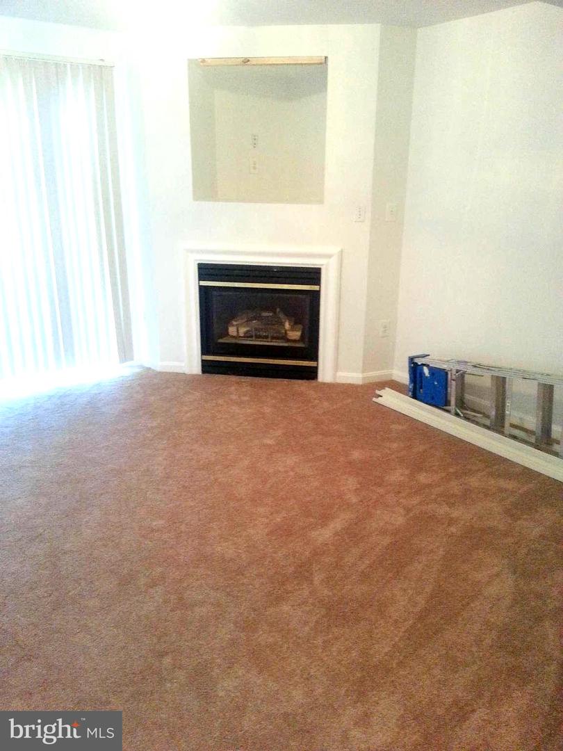 3494 Christy LANE