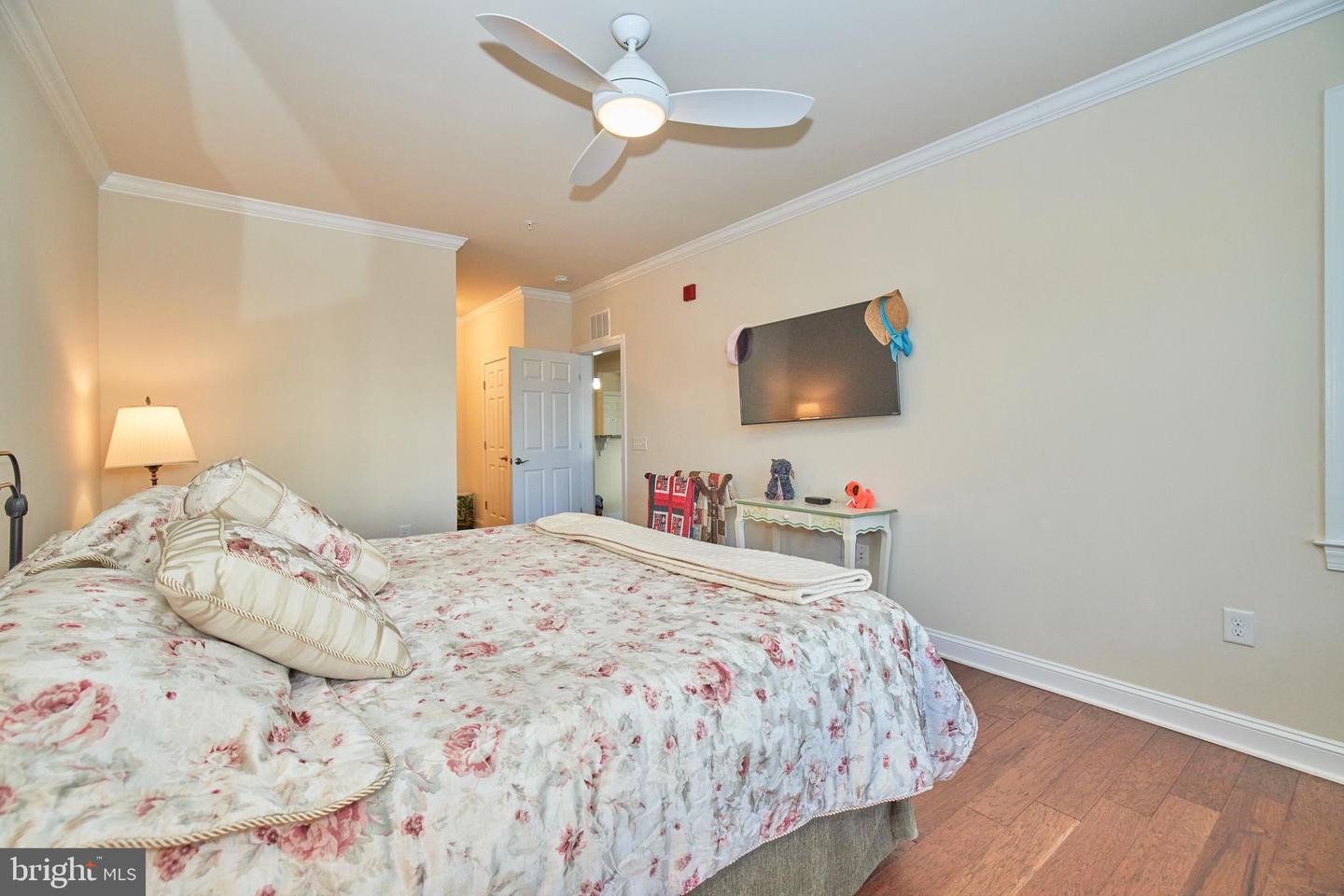 15211 Royal Crest DRIVE Unit: 103