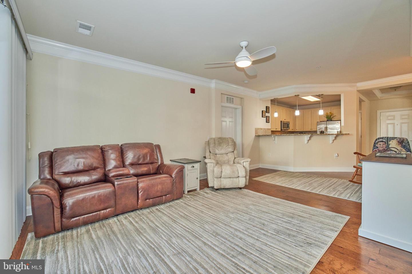 15211 Royal Crest DRIVE Unit: 103