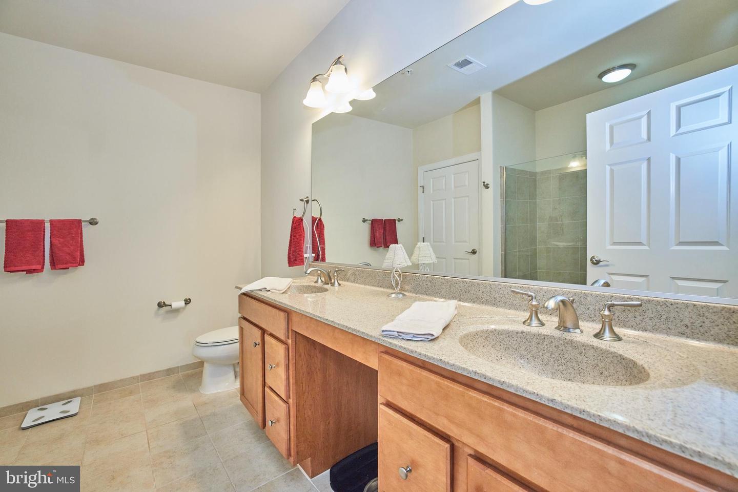 15211 Royal Crest DRIVE Unit: 103