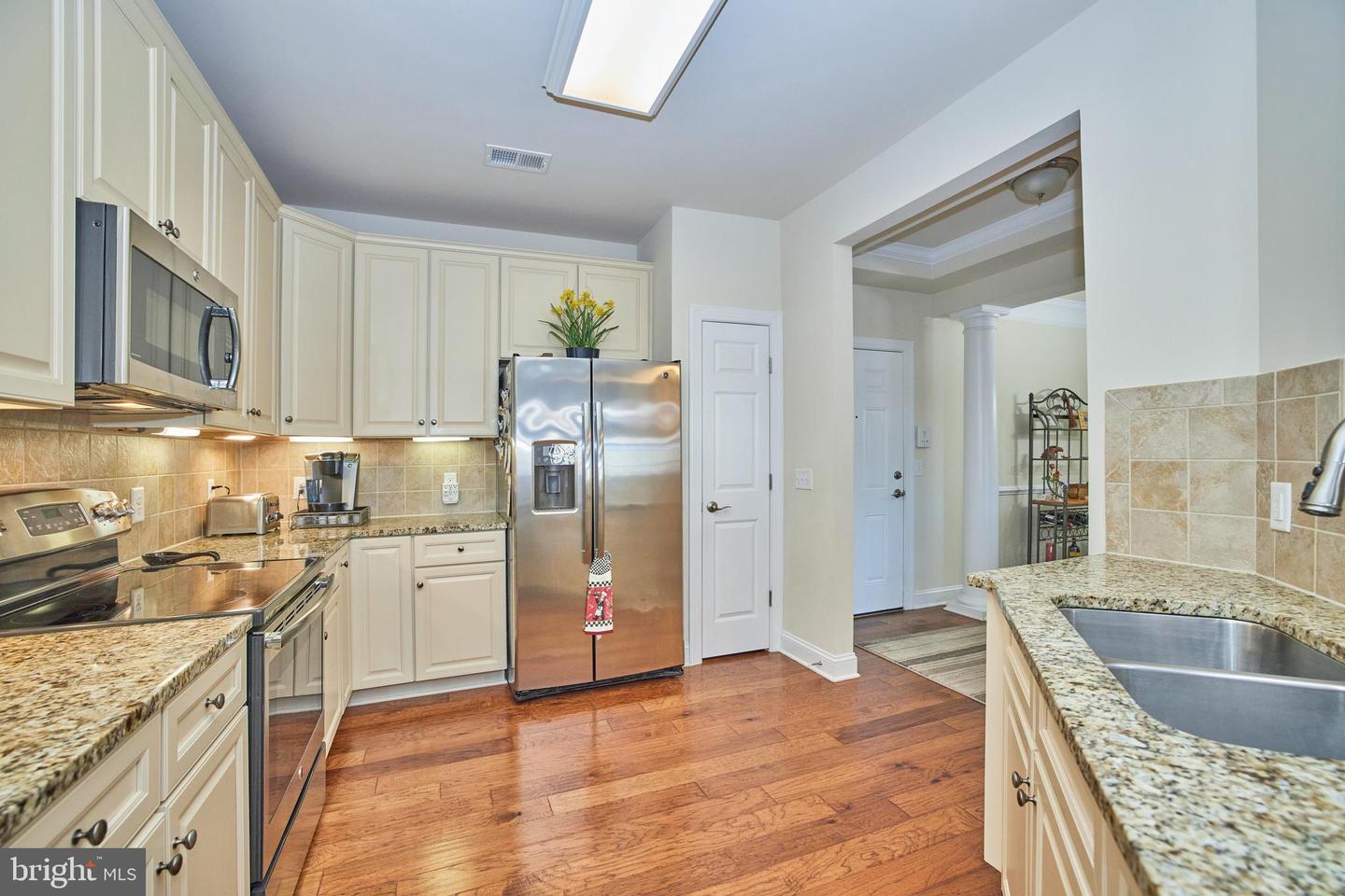 15211 Royal Crest DRIVE Unit: 103