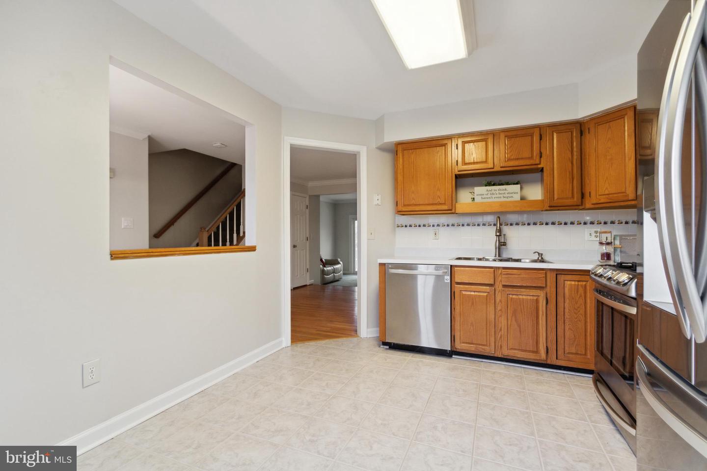 12179 Abbey Glen COURT