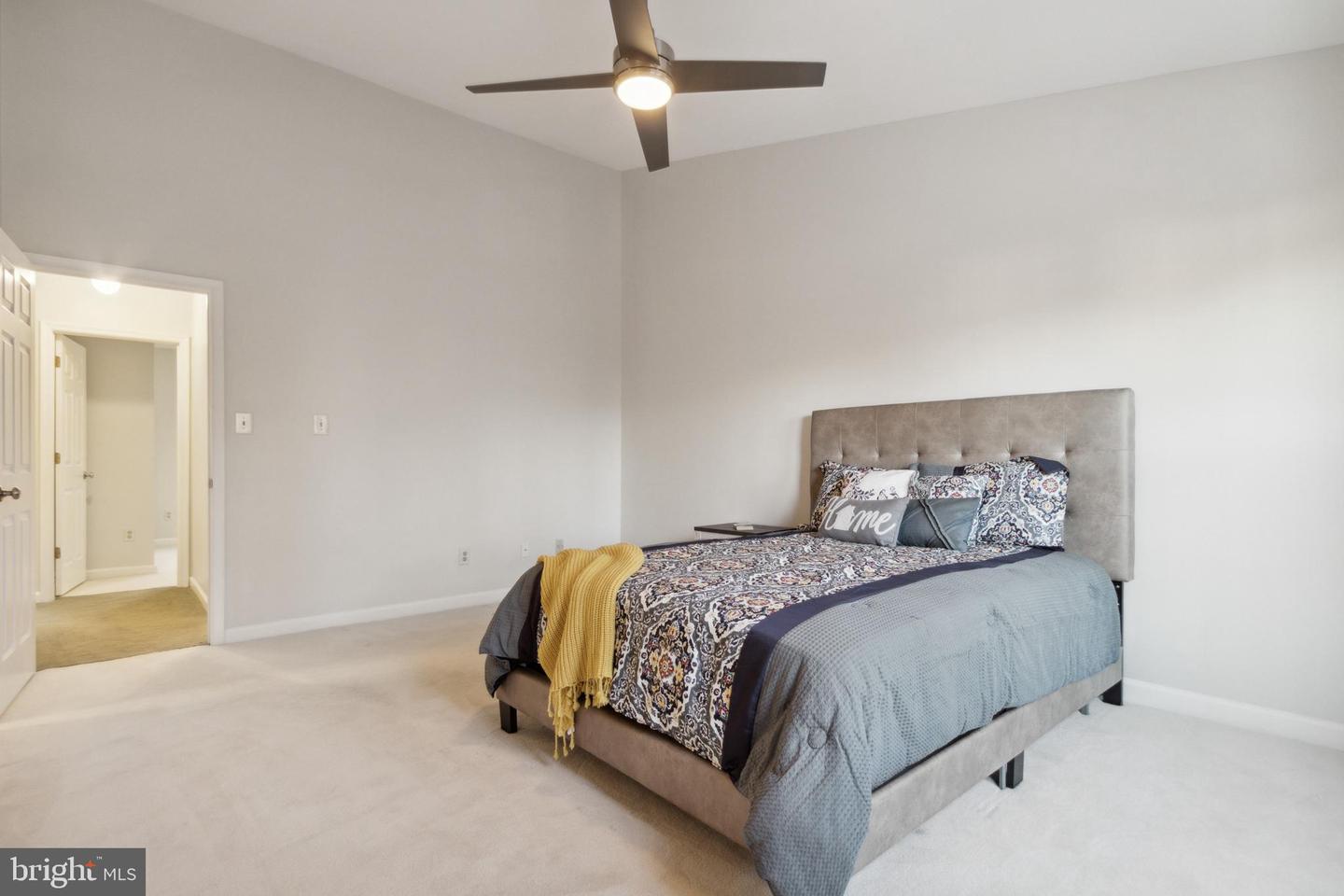 12179 Abbey Glen COURT
