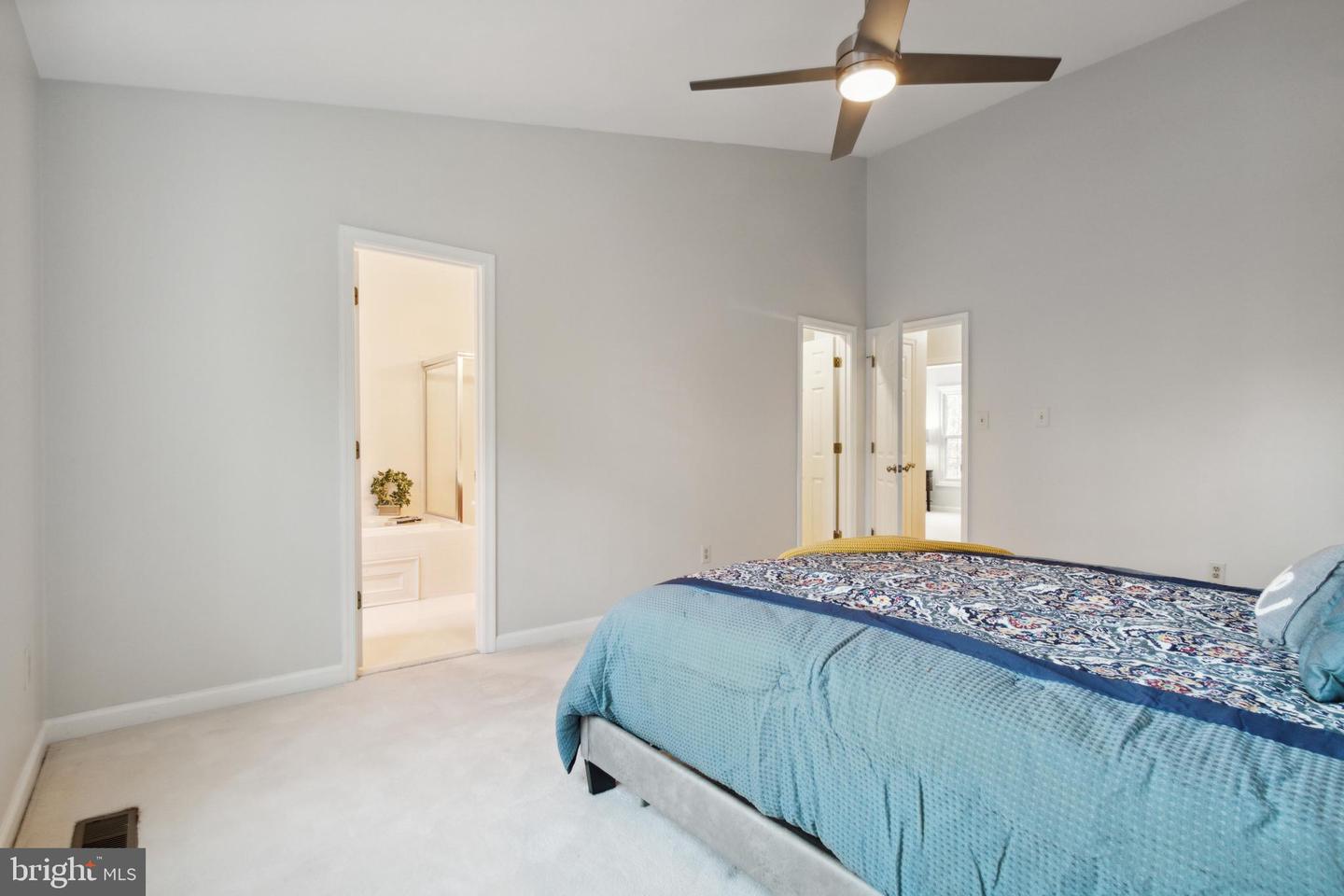 12179 Abbey Glen COURT