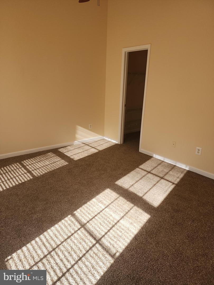 12102 Wallower WAY