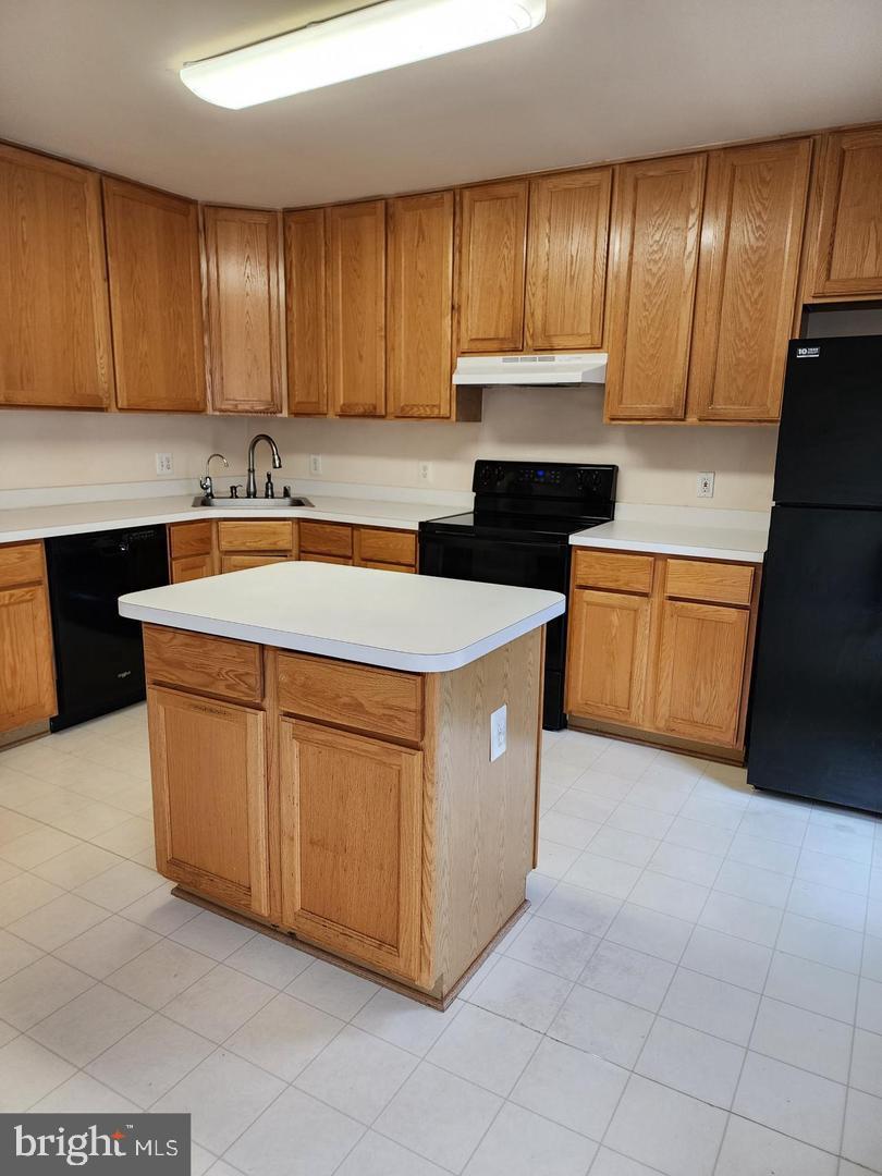 12102 Wallower WAY