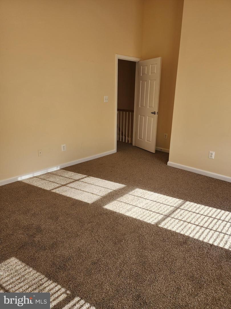12102 Wallower WAY