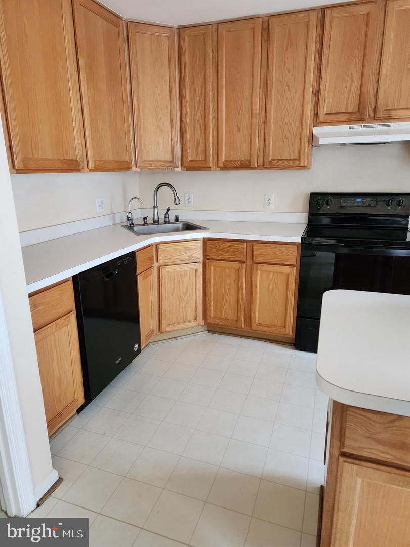 12102 Wallower WAY